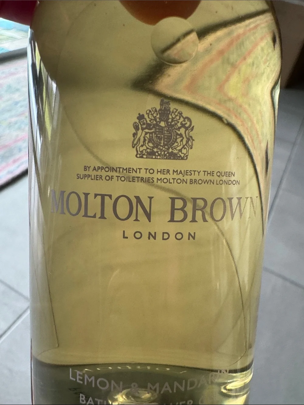 Molton Brown Lemon & Mandarin Bath & Shower Gel — New 300 ml
